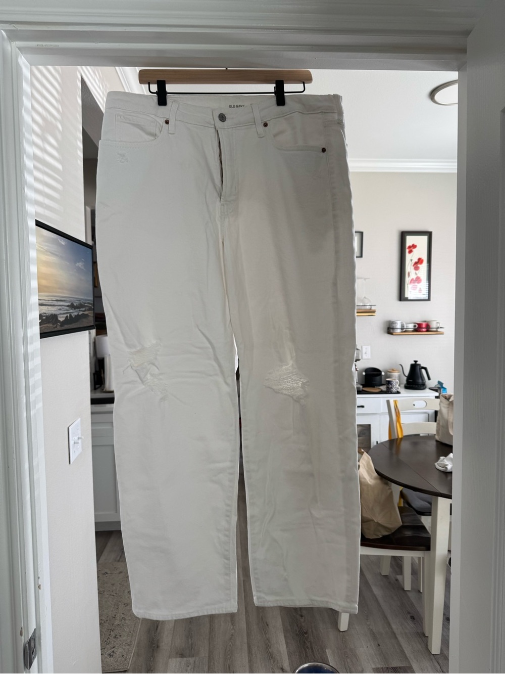 Old Navy White High-Rise Relaxed Jeans